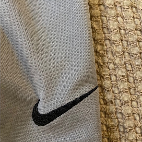 Nike Dri-Fit shorts - Picture 3 of 4